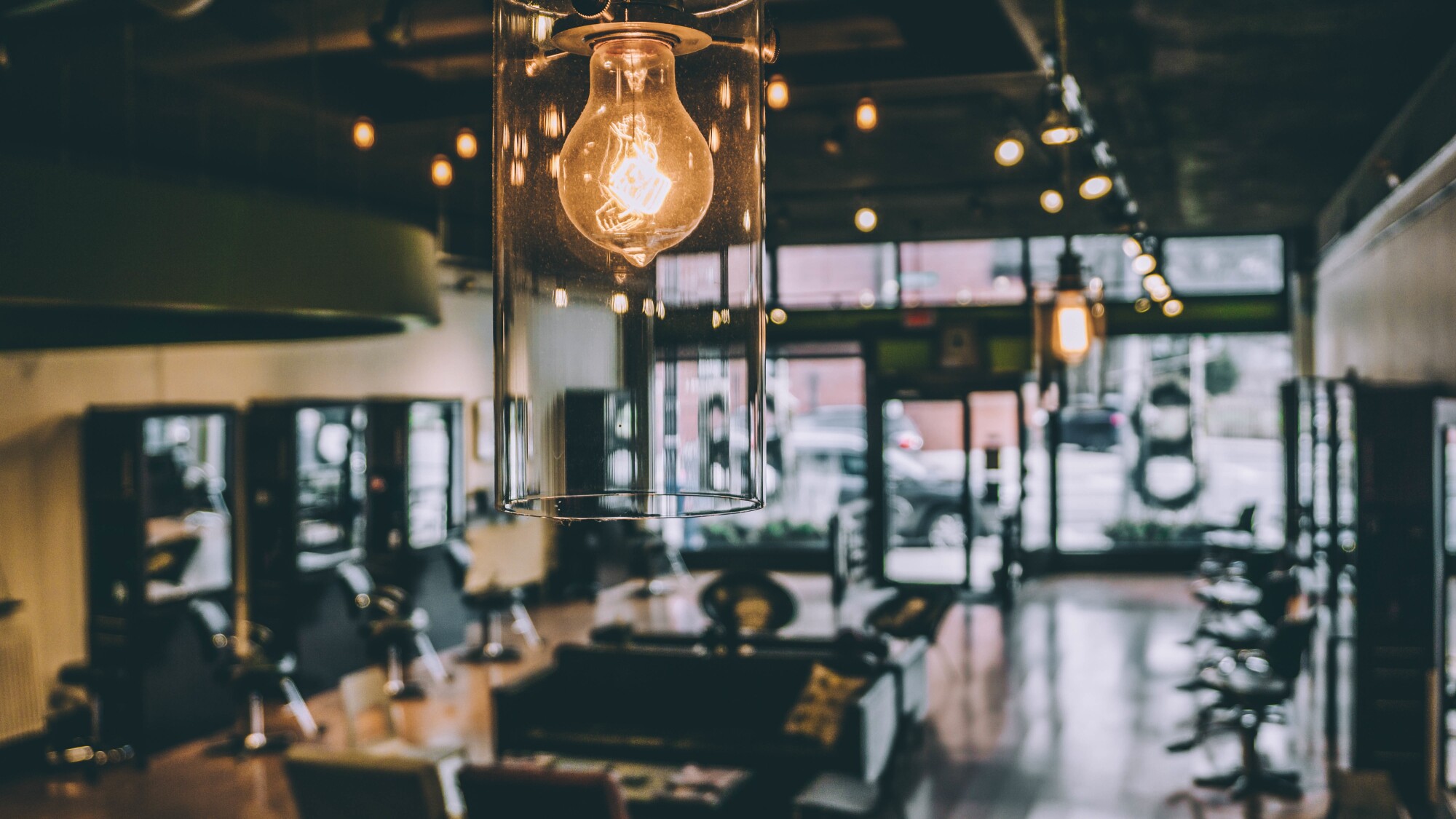 Are You Building Your Beauty Career From the Ground Up? Click Here and Read this Guide to Learn How to Achieve Success in Your Salon.